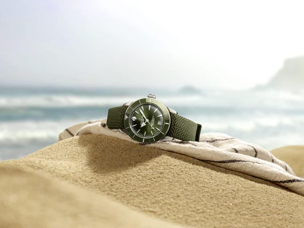 Breitling Superocean Heritage 36 mm amb braçalet cautxu i color verd